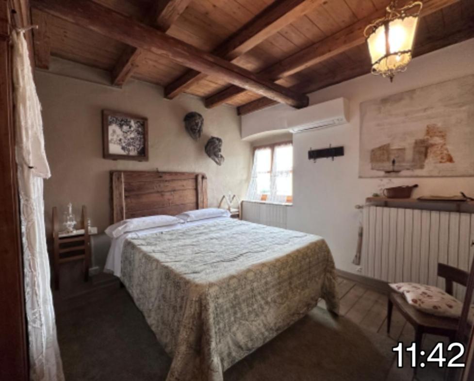 Bed and Breakfast La Casa Di Marla Sirmione Habitación foto