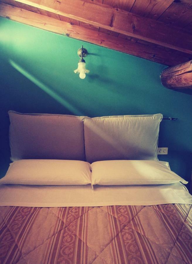 Bed and Breakfast La Casa Di Marla Sirmione Exterior foto